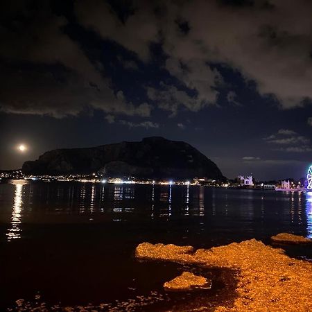 The White Sail - Mondello Apartment With Terrace - Casa Di Vincenzo E Andrea Ngoại thất bức ảnh
